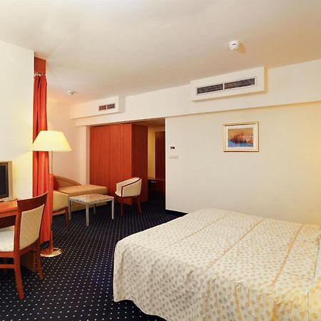 Marko Polo Maradiso Hotel By Aminess 코츌라 객실 사진